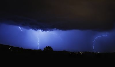 Flashtime
Gewitter über Sursee
(21.07.2010 23.15h) 

